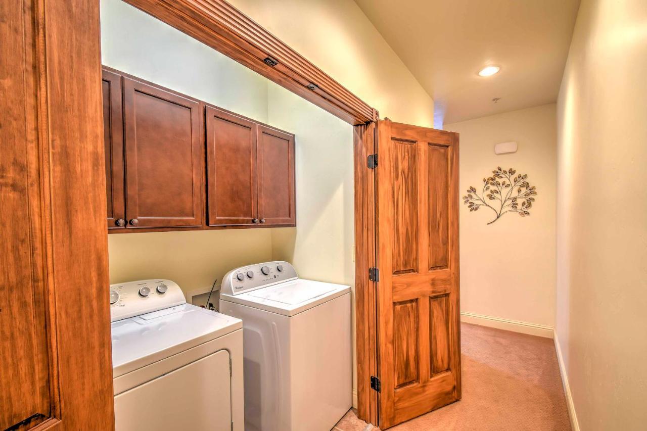 Cozy Central Glenwood Springs Condo With 2 Decks! 외부 사진